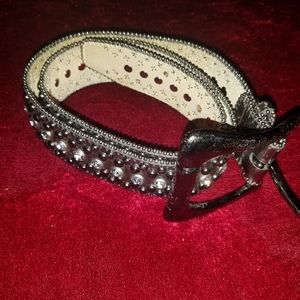 💜💜Guess belt with rhinestones